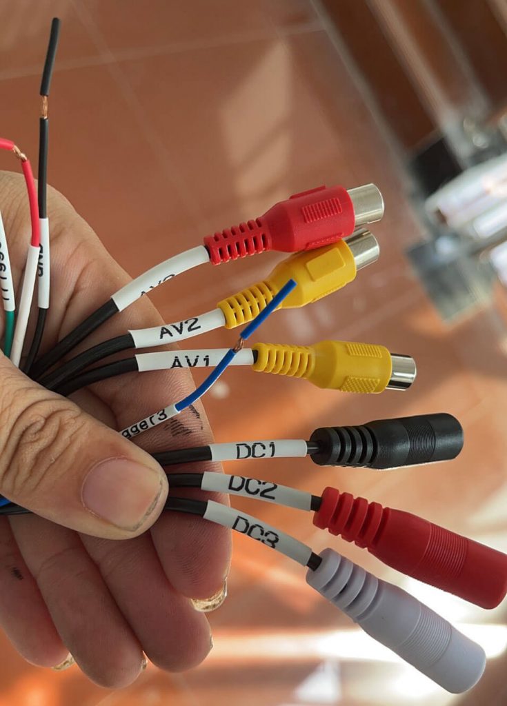 7 inch TFT backup monitor TM-7003A for 3 camera video input 3 dc output supply 2 trigger line 7