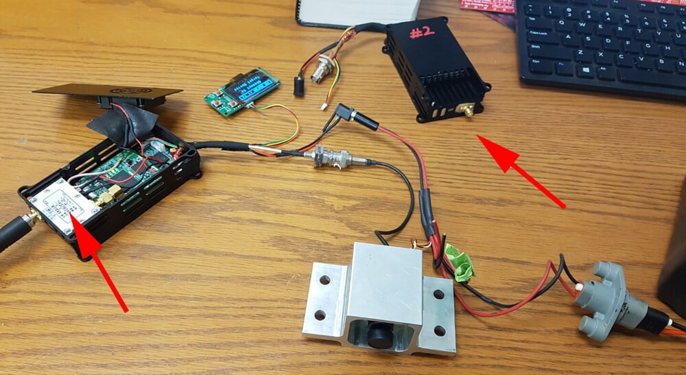 COFDM 무선 비디오 송신기의 HDMI CVBS 입력 미니 변조기 모듈 장거리 FPV의 UAV의 905t6 COFDM 1W Transmitter