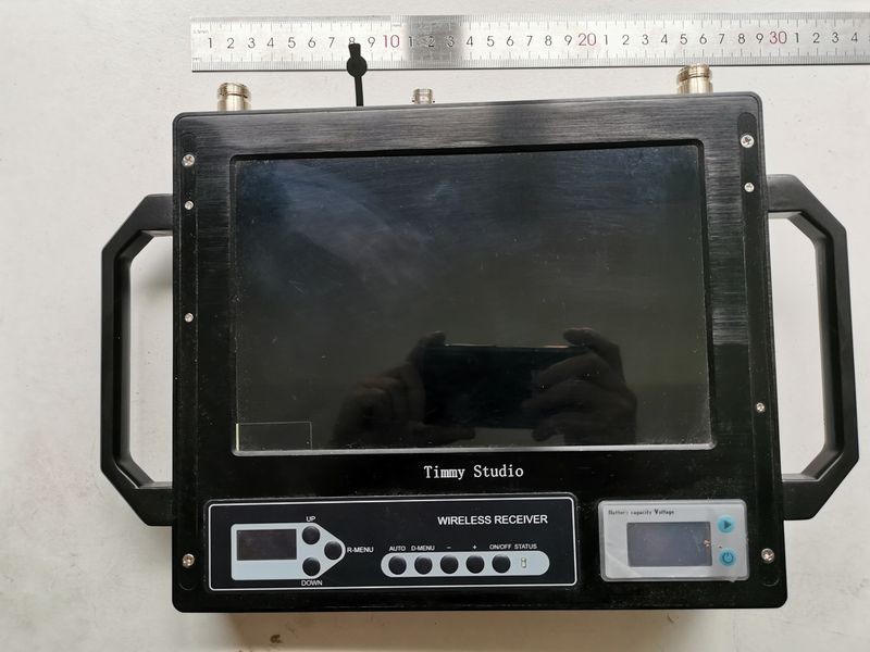 10-inch monitor cofdm receiver 3