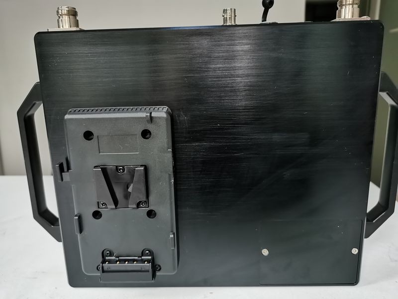 10-inch monitor cofdm receiver 6
