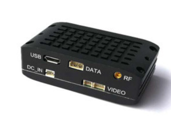Беспроводной AV-передатчик и приемник 1 Wireless AV Transmitter And Receiver