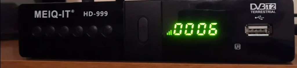 MEIQ-IT HD-999 front panel