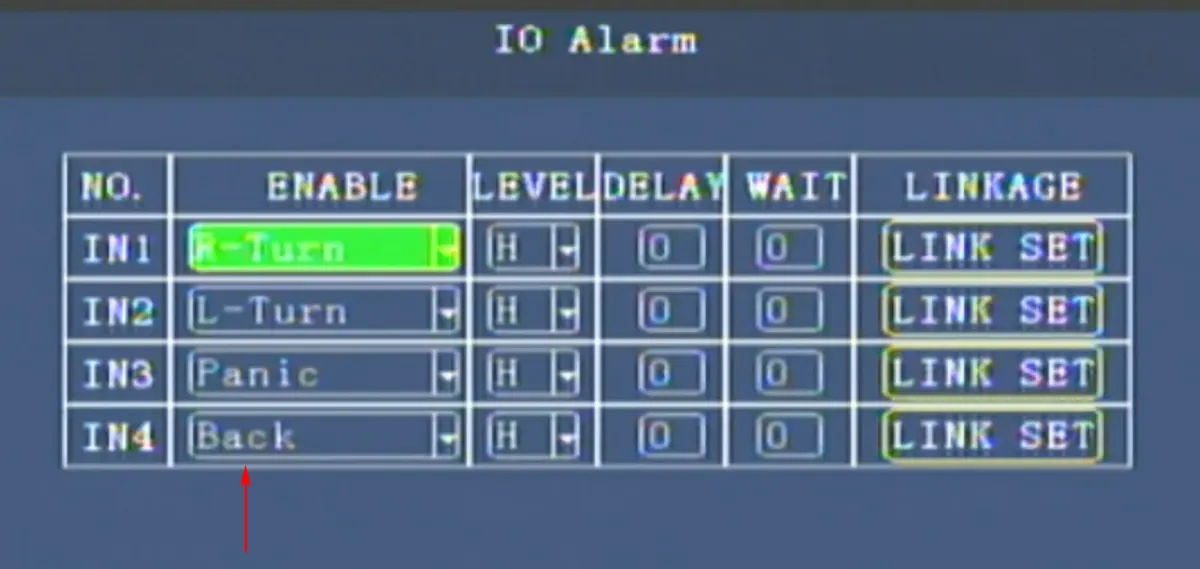 mobile DVR set IO alarm for rear view camera when parking